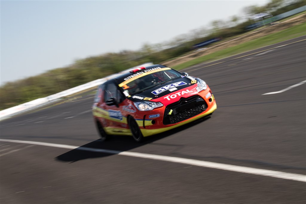 Alle hestekræfter er til stede, når Madbull Racing drager mod Rudskogen i weekenden
(Foto: Gripping Media ApS)